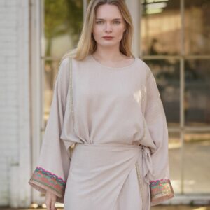 Beyge - Kolları Nakışlı Etek Takım Bej